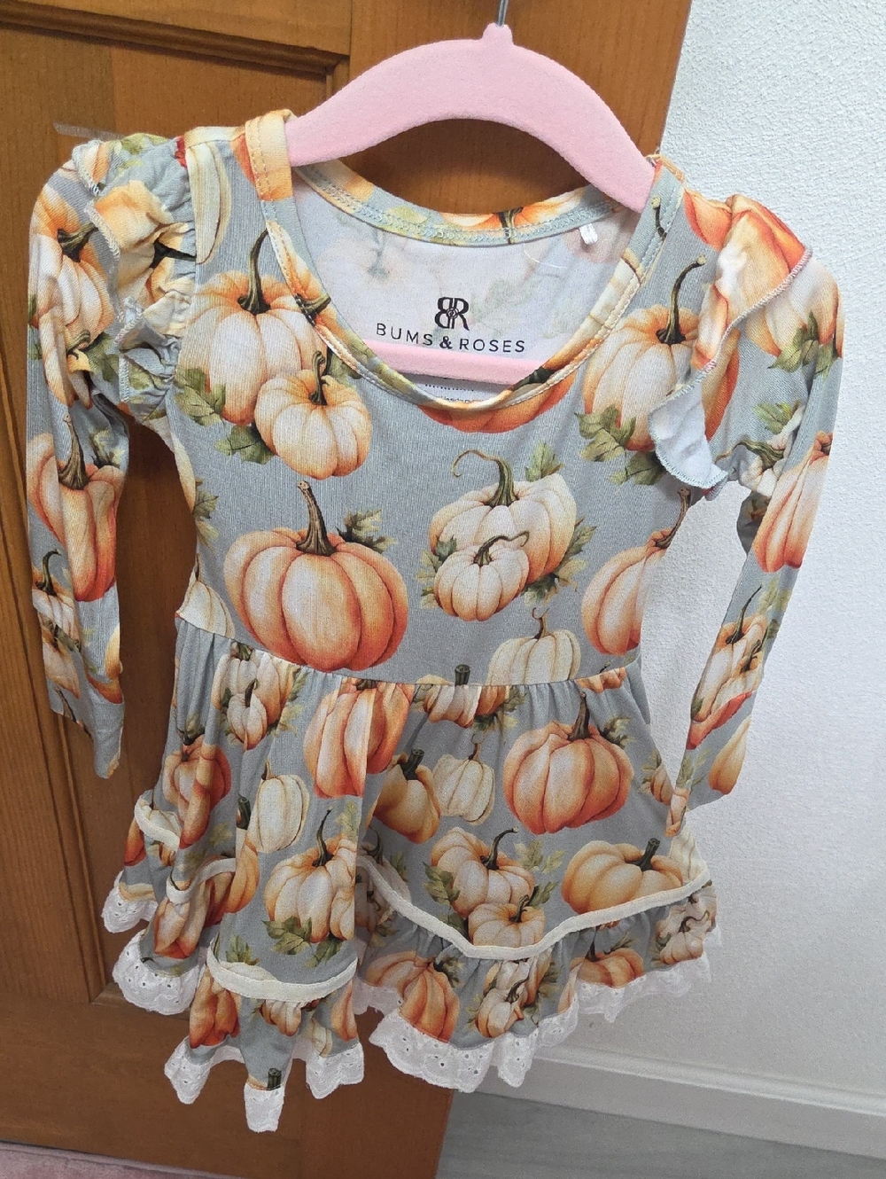 Bums & Roses Girls' Pumpkin Print Long Sleeve Dress - Orange on Gray